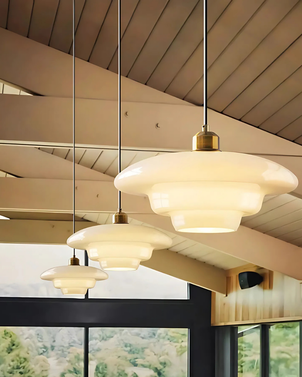 Luselle Cloud-Form Retro Opal Glass Pendant Light With Soft Diffused Glow