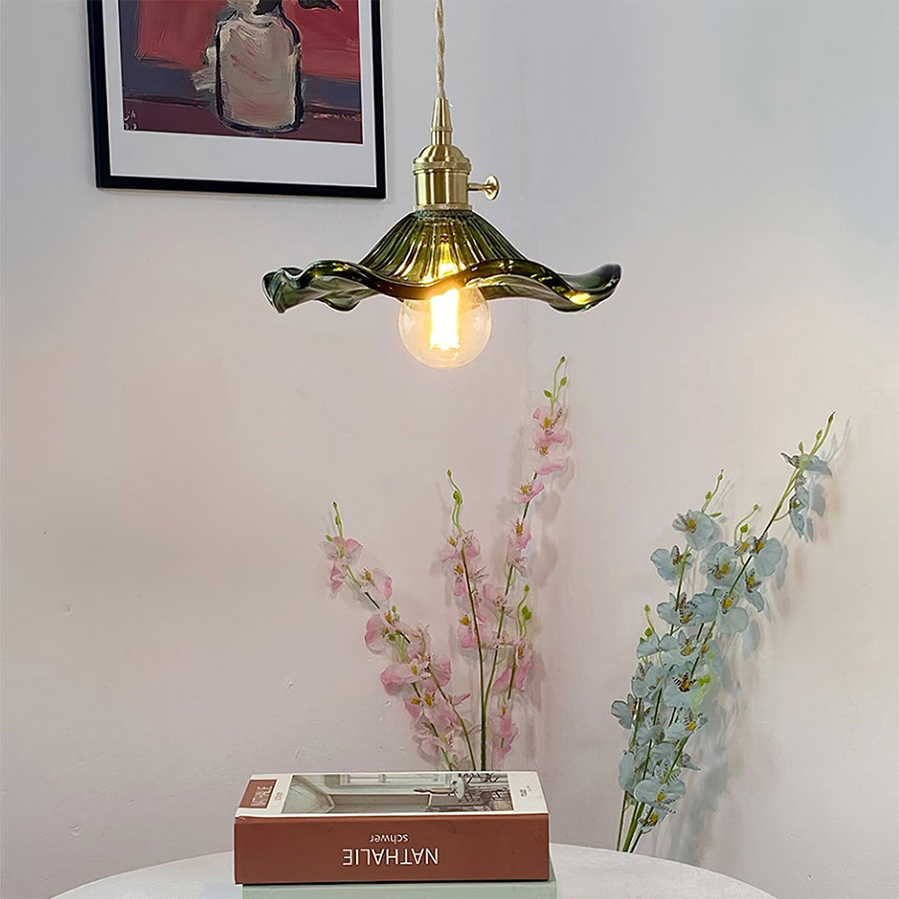Larella LED Floral Glass Pendant Light With Warm Ambiance E27