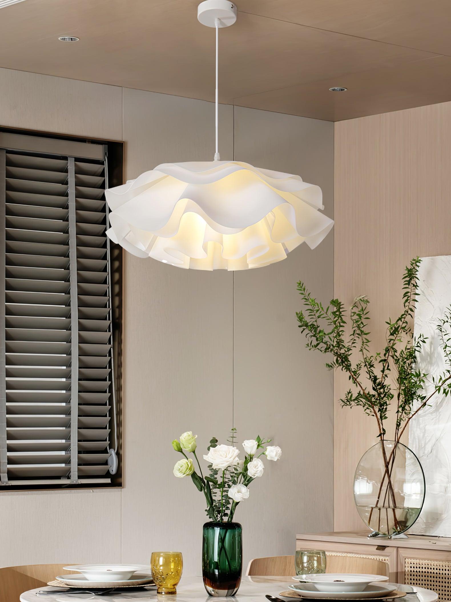 Pendant Light In White With Blossom Shape For Warm Ambience