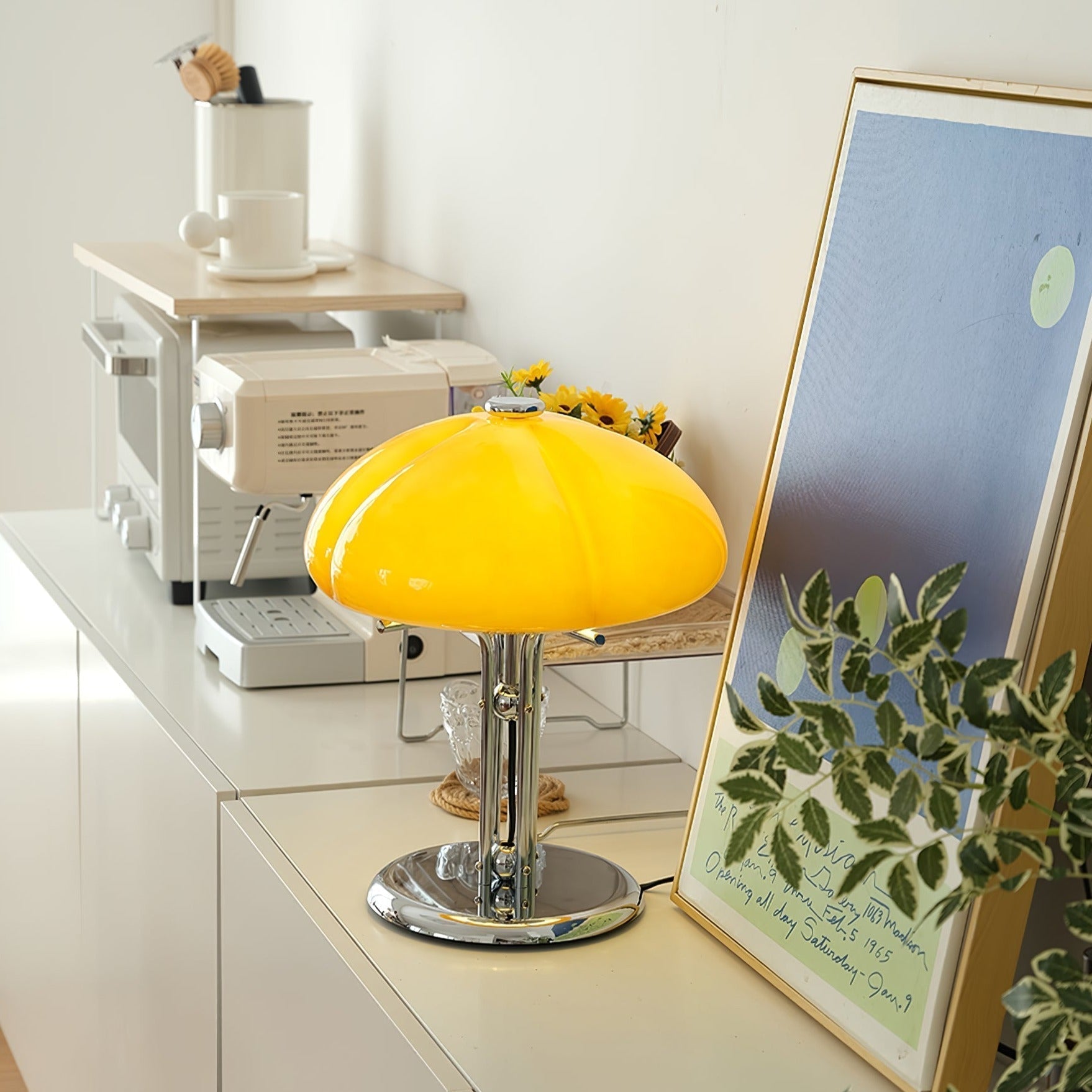 Mushroom Table Lamp With Bauhaus Style And Clean Geometric Form